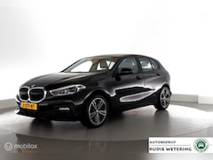 BMW 1-serie - 118i Automaat High Executive Edition trekhaak|leer|led|ecc|nav|pdc|lmv17