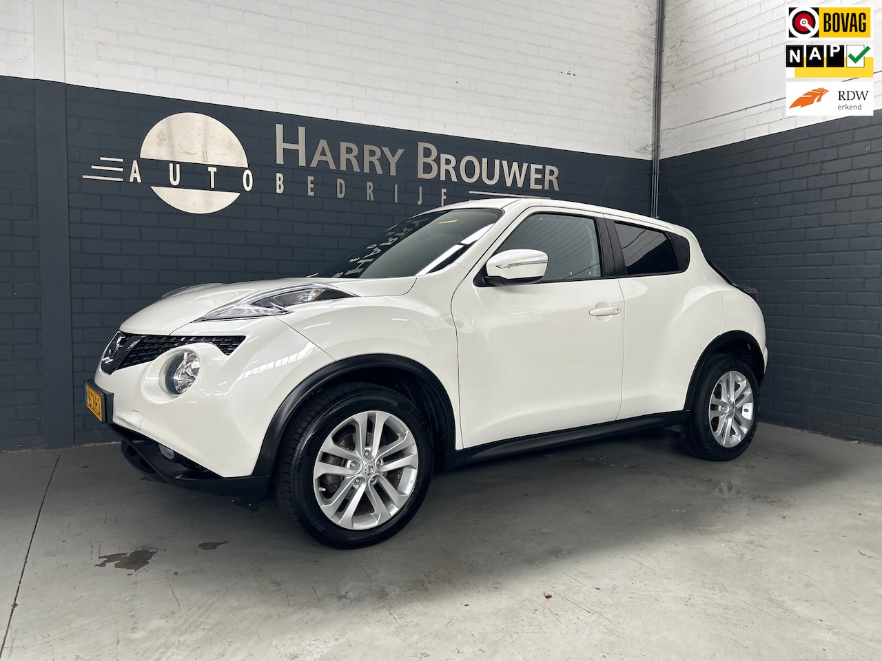 Nissan Juke - 1.2 DIG-T S/S Acenta 1.2 DIG-T S/S Acenta, zeer complete mooie uitvoering - AutoWereld.nl