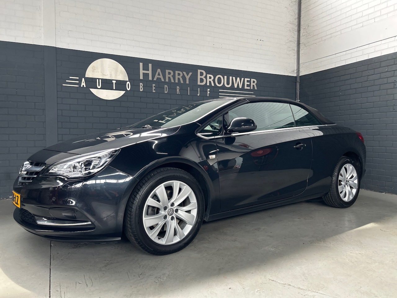 Opel Cascada - 1.6 Turbo Cosmo zeer nette auto met de juiste opties. - AutoWereld.nl