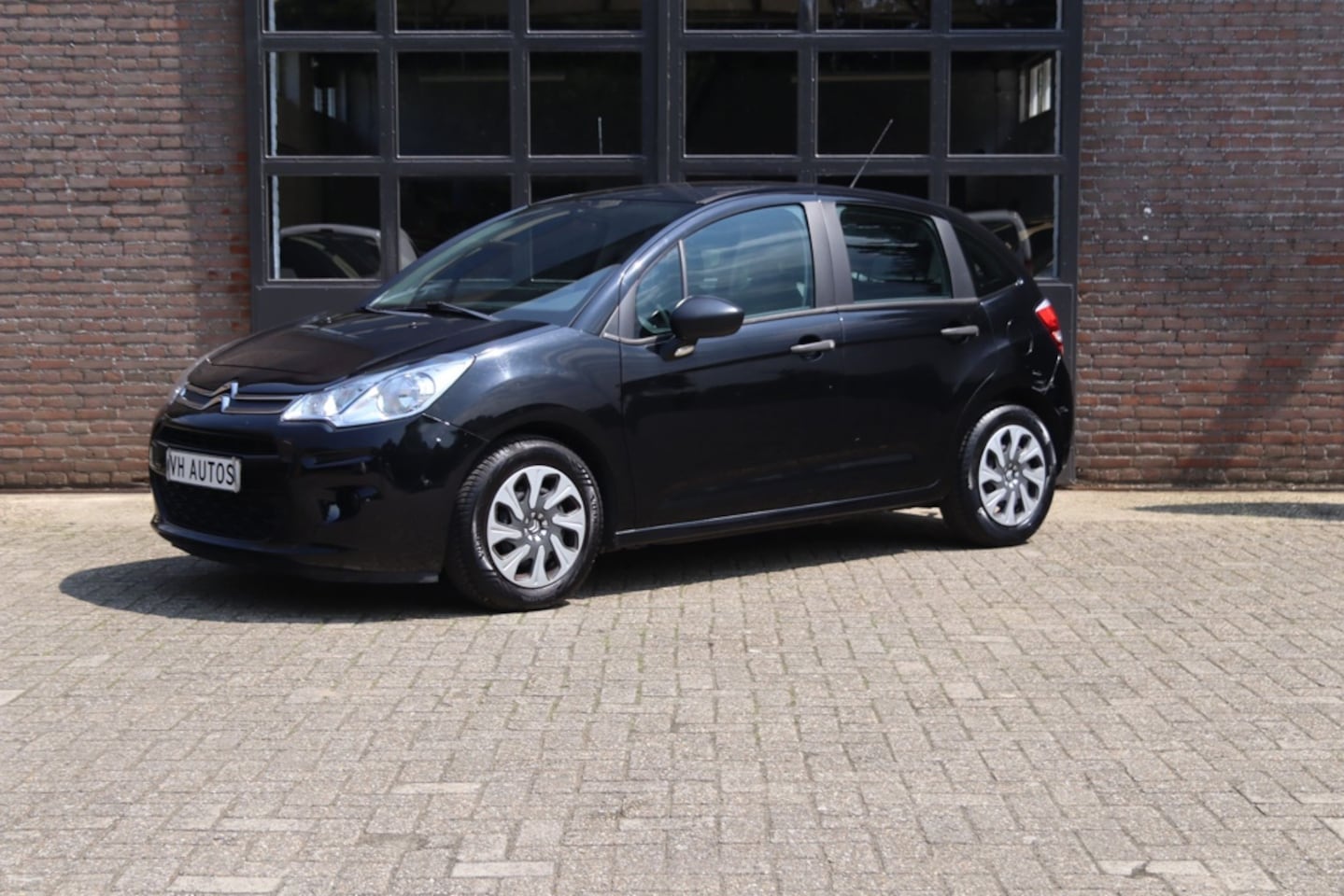 Citroën C3 - 1.0 PureTech Attraction Airco-nieuwe APK - AutoWereld.nl