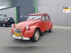 Citroën 2 CV - 2CV6 in zeer nette staat. 1e eigenaar Technisch 100% Nieuwe APK Compleet in originele staa