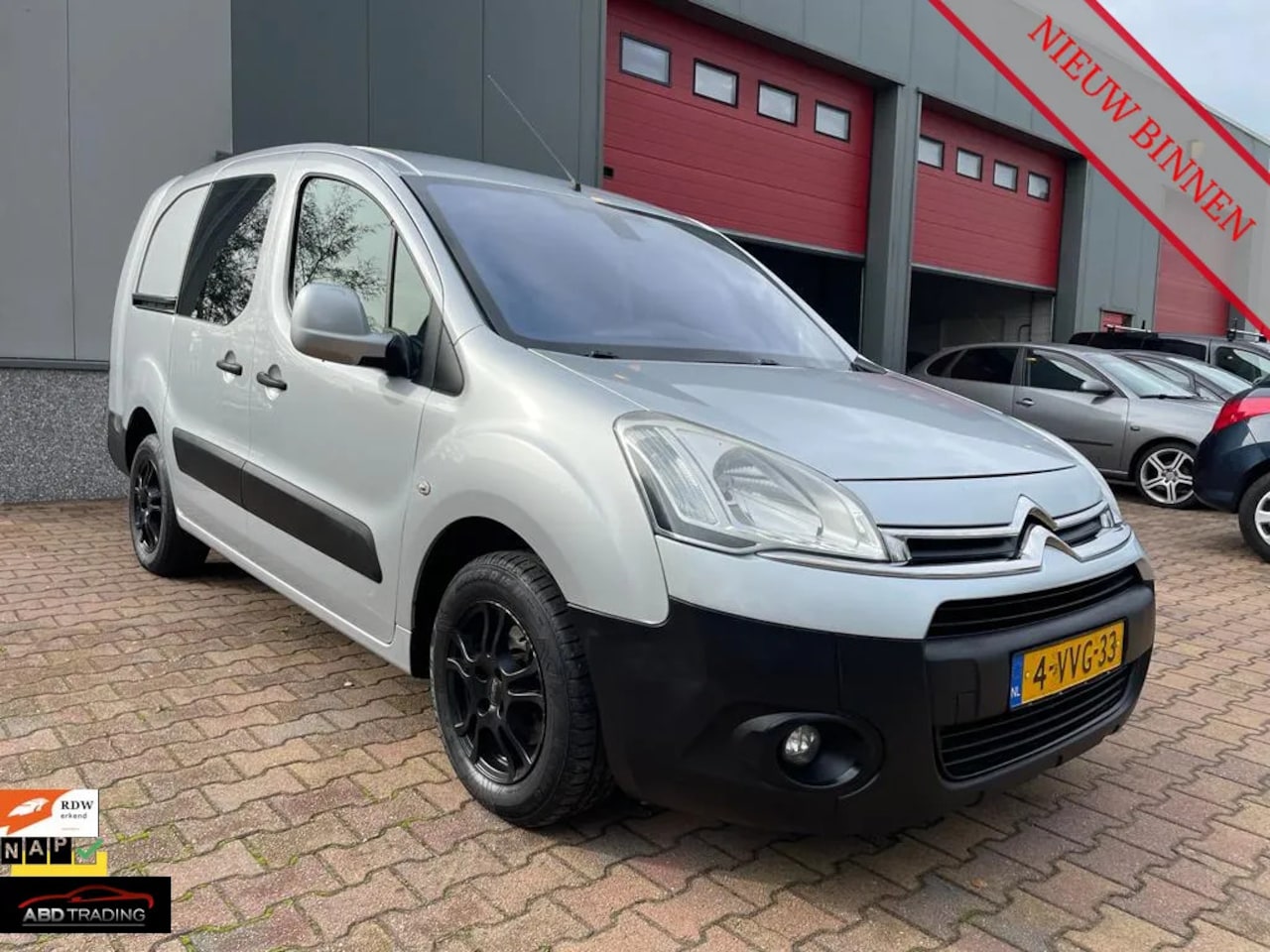 Citroën Berlingo XL - 1.6 e-HDI 600 Club Ecomy - AutoWereld.nl