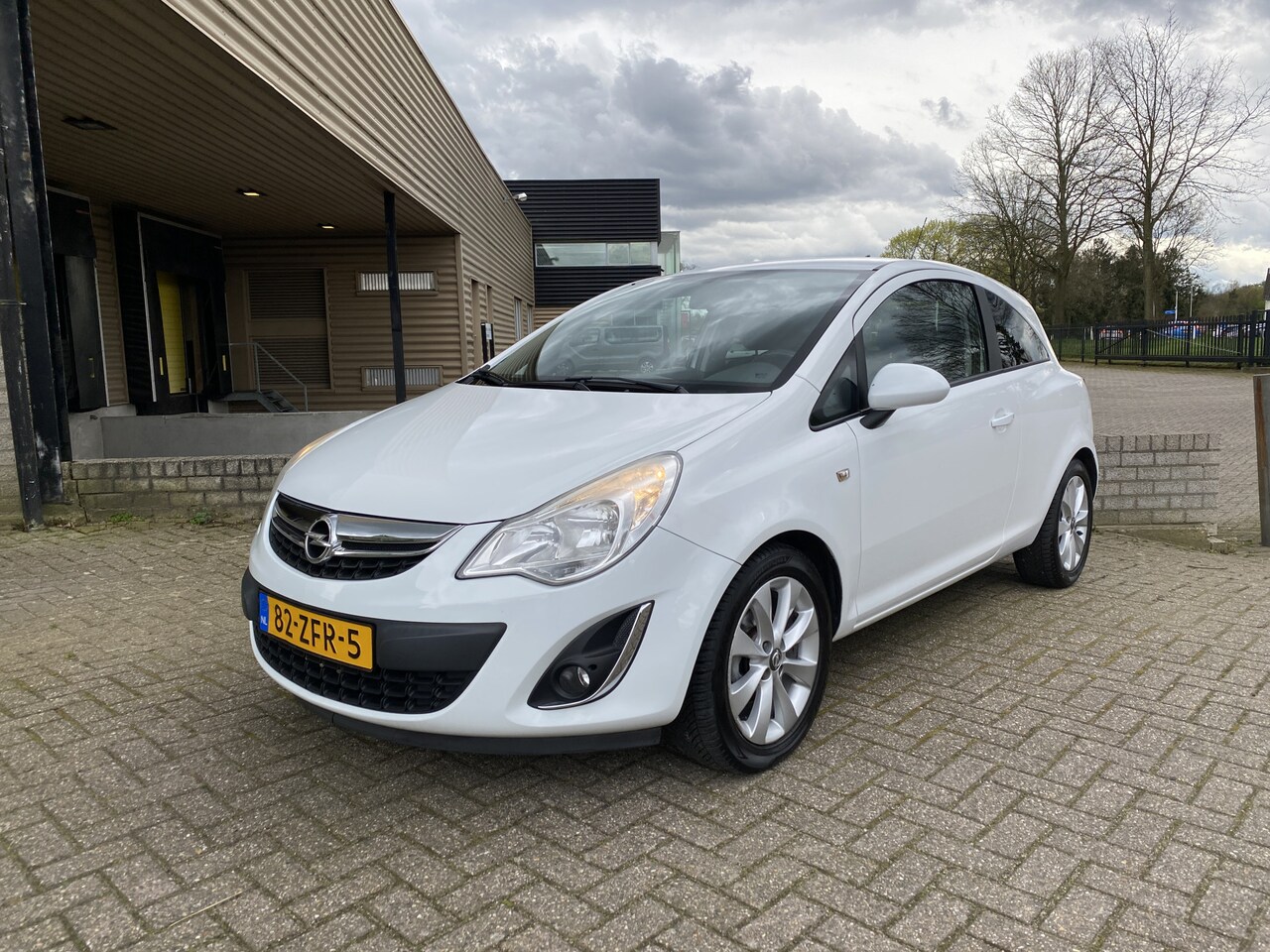 Opel Corsa - 1.2 EcoFlex Anniversay Edition LPG G3 [ airco,audio,cruise,lmv,h-leer ] - AutoWereld.nl