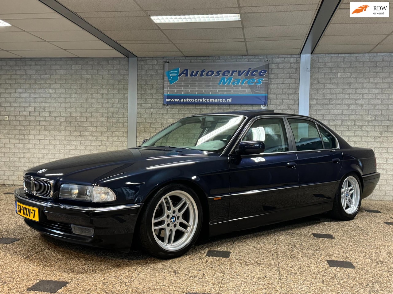 BMW 7-serie - 730i Executive 730i Executive, V8 automaat, Airco, 2 X PDC, Schuifdak, Leder + mem, stoelverw - AutoWereld.nl