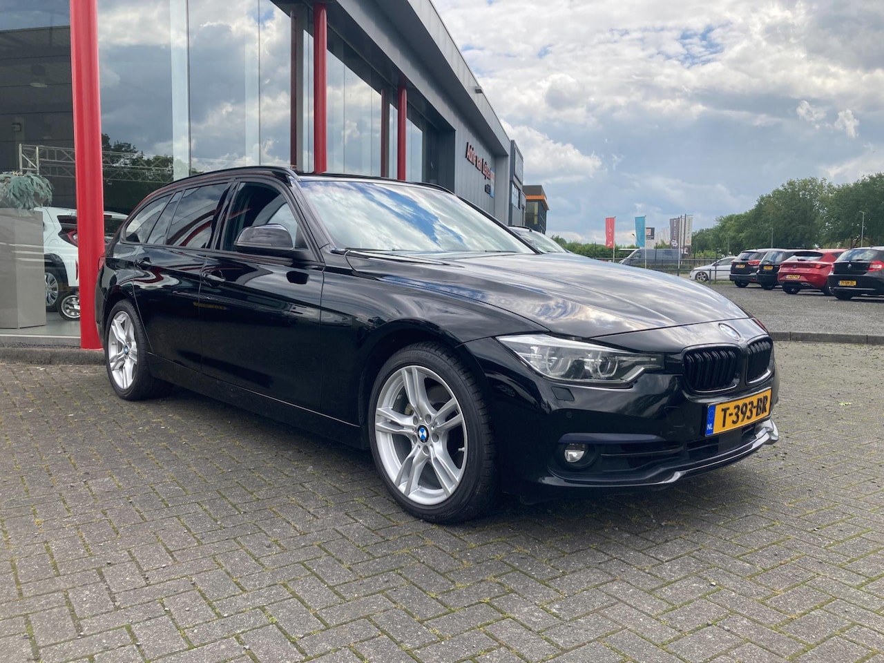 BMW 3-serie Touring - 330i xDrive High Executive Sports Line | DIGITAAL | NAVI | BLUETOOTH | ACC - AutoWereld.nl