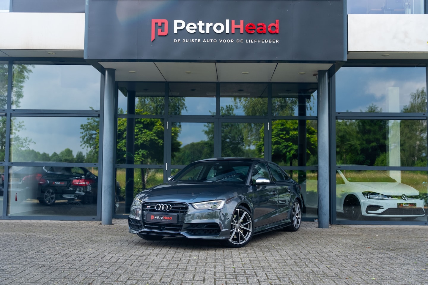 Audi A3 Limousine - 2.0 TFSI S3 quattro Pro Line Plus 2.0 TFSI S3 quattro Pro Line Plus, Schaal stoel, Pano, Full! - AutoWereld.nl