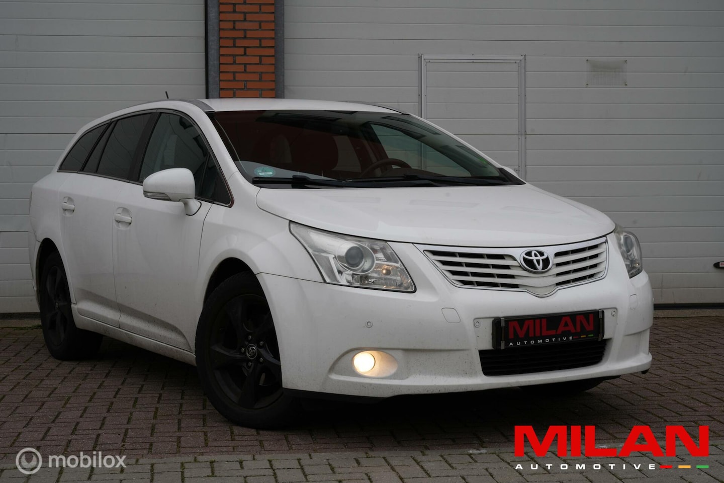 Toyota Avensis - 1.8 VVTi Business SPORTIEF TREKHAAK ACHTERUITRIJ CAMERA NAP - AutoWereld.nl