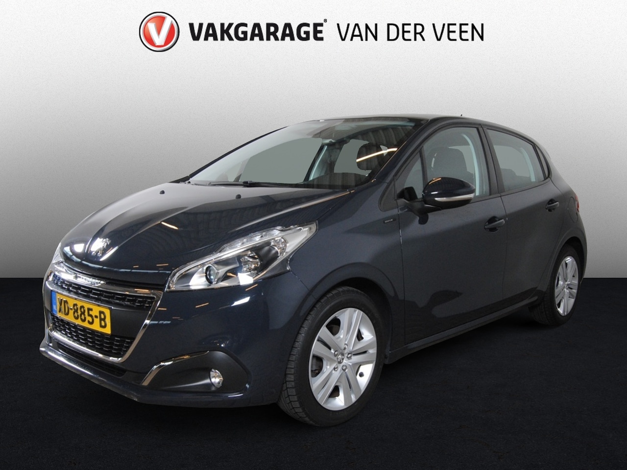 Peugeot 208 - 1.2 PureT. Signature - AutoWereld.nl