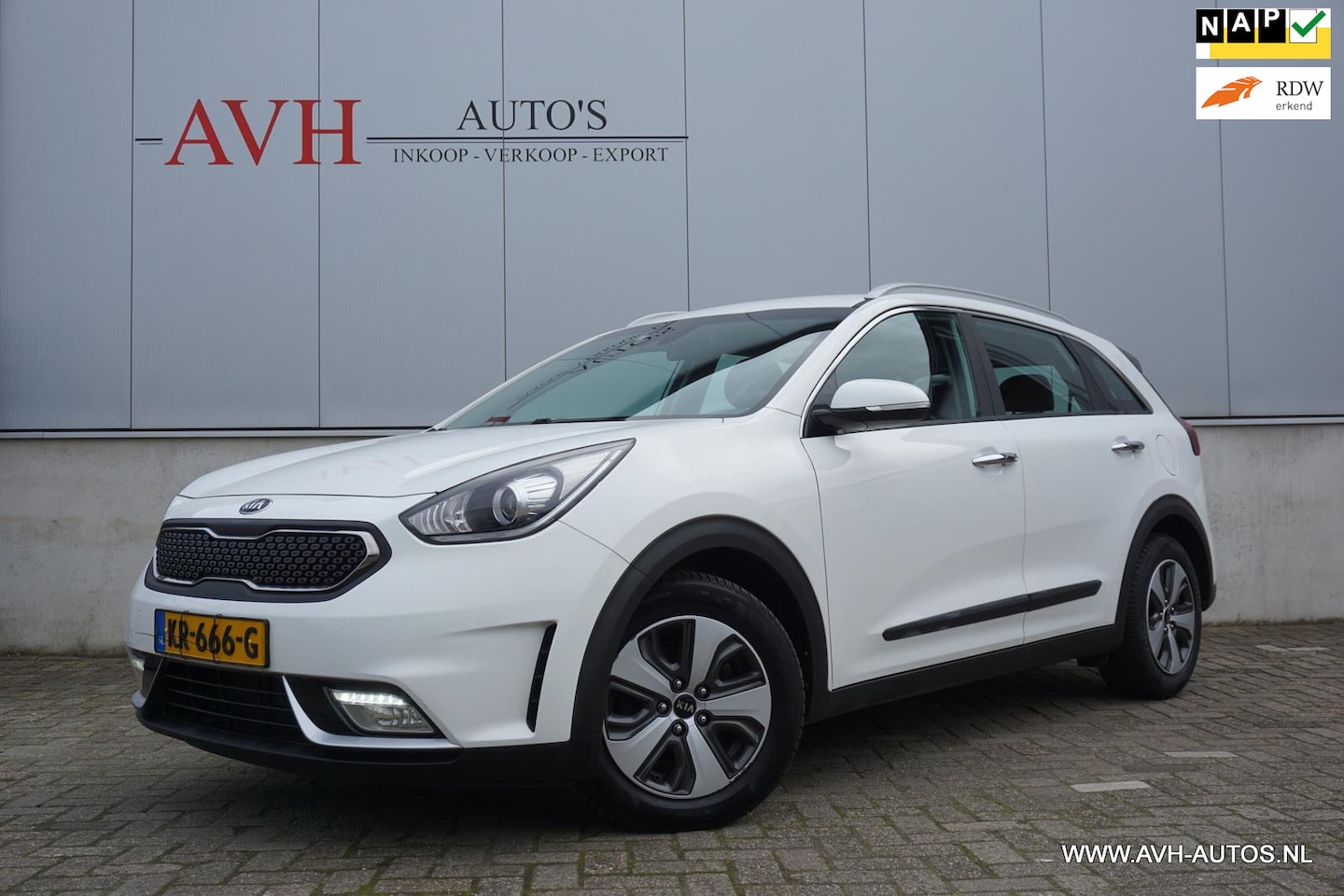 Kia Niro - 1.6 GDi Hybrid First Edition 1.6 GDi Hybrid First Edition - AutoWereld.nl