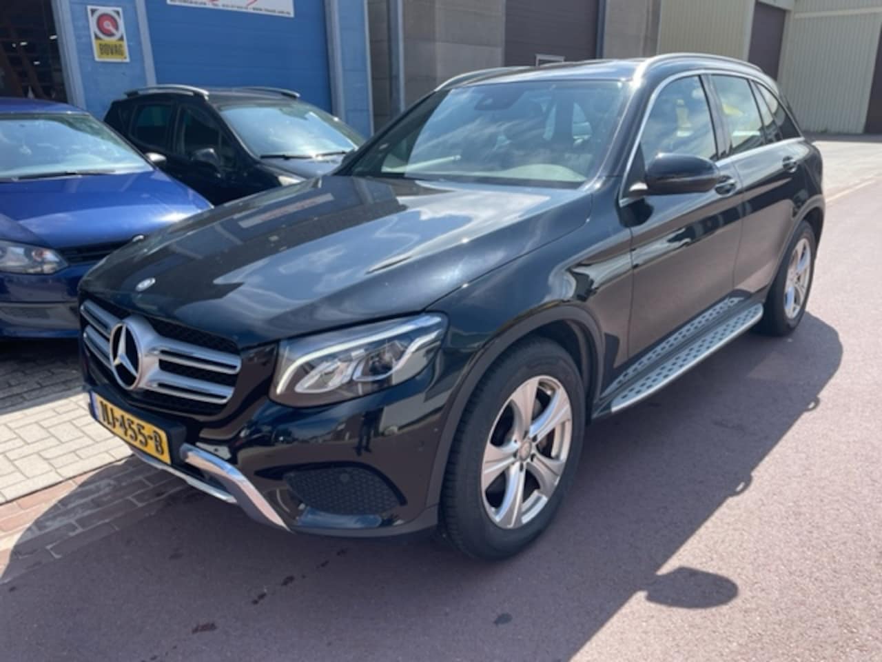 Mercedes-Benz GLC-klasse - 250 4MATIC Edition 1 bj. 2015 met 68.642km Boekjes aanwezig Originele auto met dealer onde - AutoWereld.nl