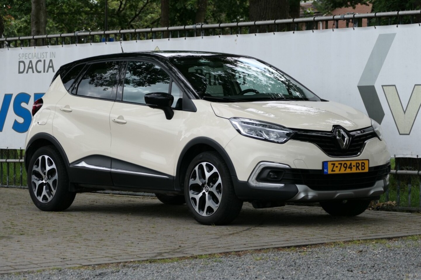 Renault Captur - TCe 120 Intens - AutoWereld.nl