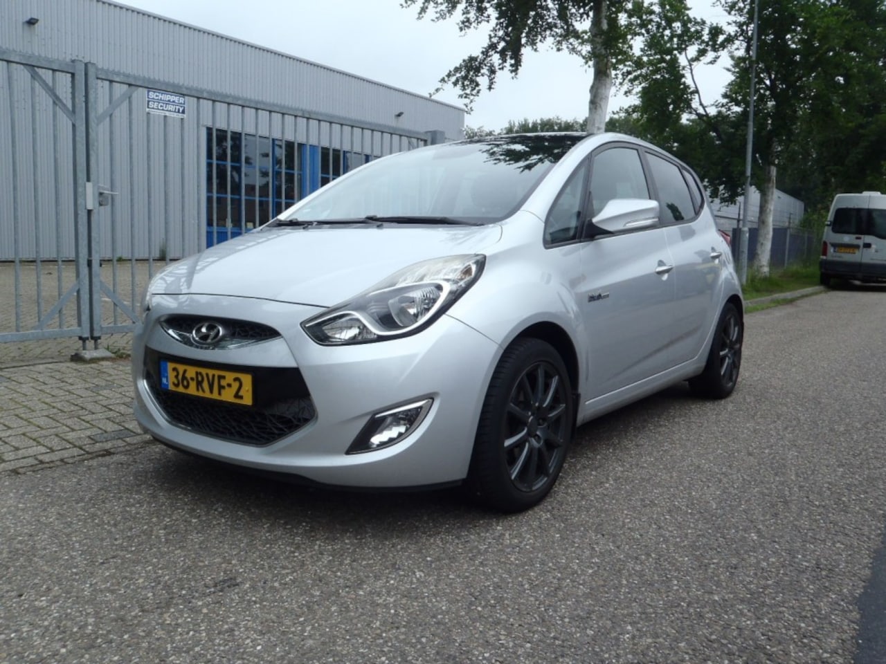 Hyundai ix20 - 1.6i i-Catcher 1.6I I-CATCHER - AutoWereld.nl