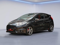 Ford Fiesta - 1.6 ST2 Leder, Cruise/Climate Control, Sportstoelen, Apple Carplay, Achteruitrijcamera, Ke