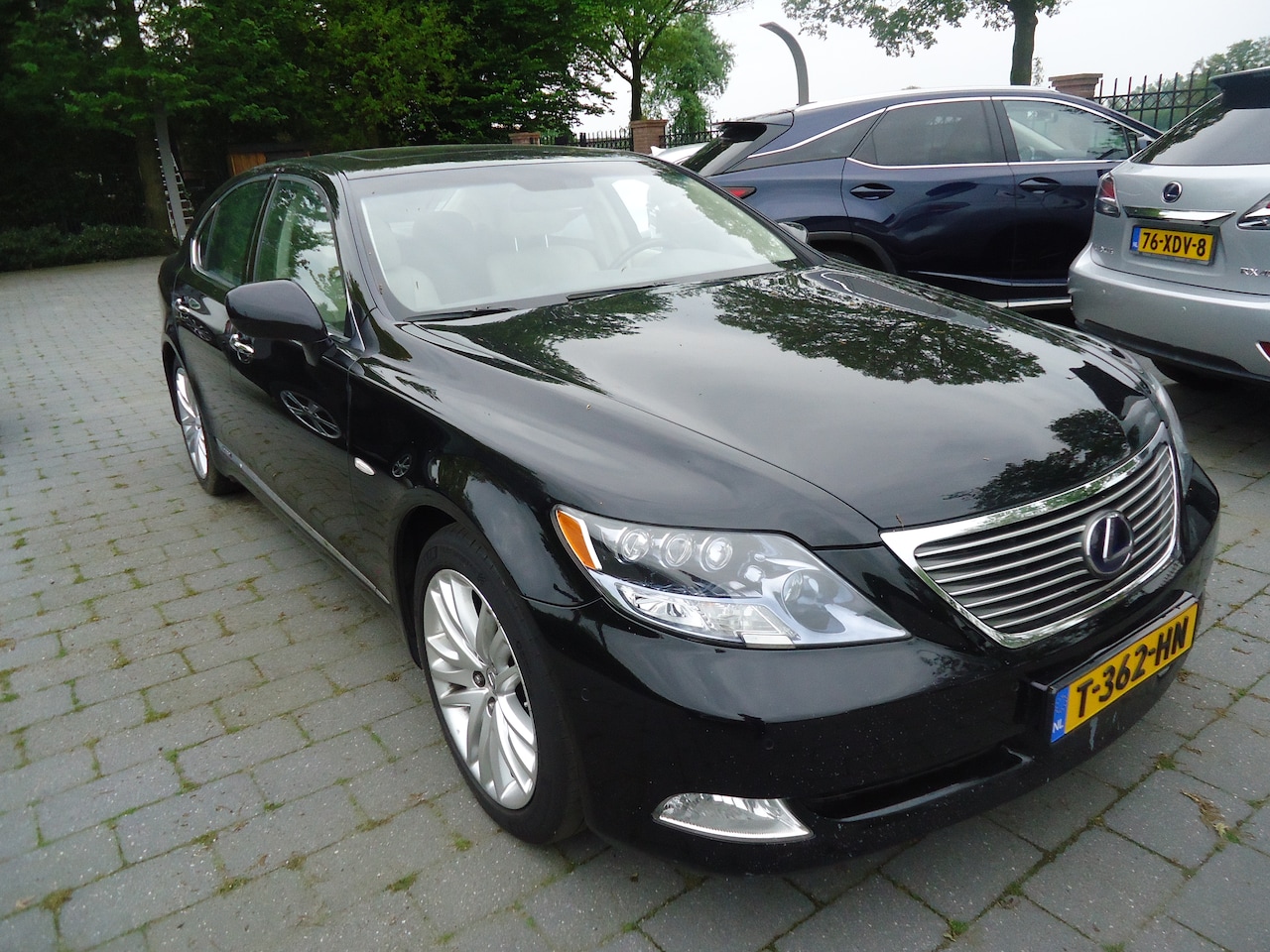 Lexus LS - 600h President - AutoWereld.nl