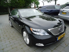 Lexus LS - 600h President