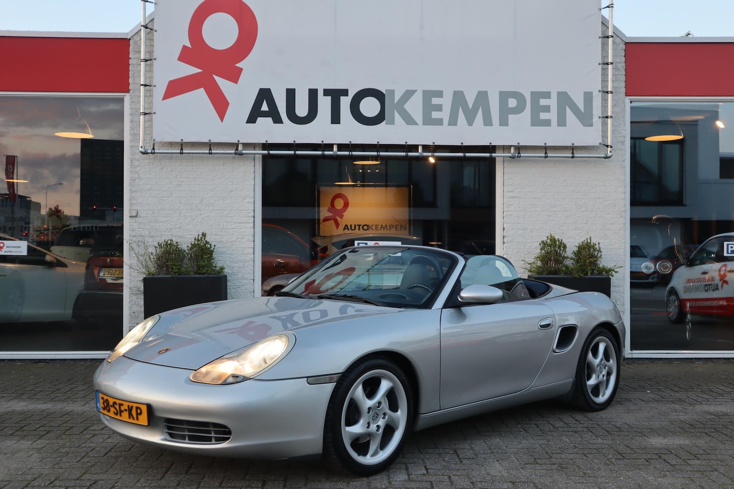 Porsche Boxster - 2.7 TIPTRONIC XENON|LEER|ECC|ESP|ASR|STOELVERWARMING - AutoWereld.nl