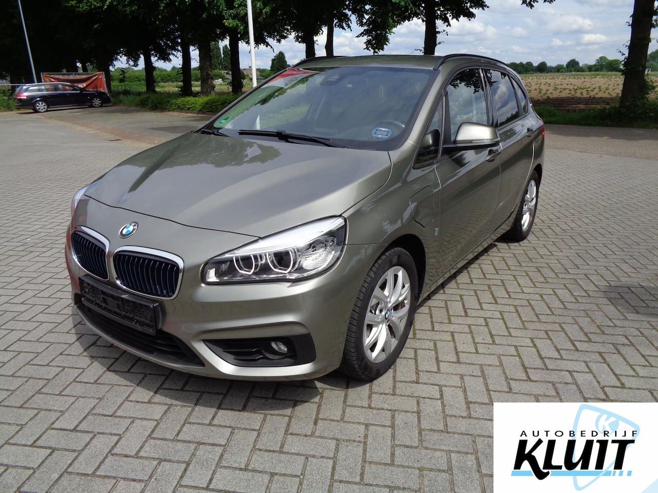 BMW 2-serie Active Tourer - 225xe iPerformance Plug-in Hybride - AutoWereld.nl