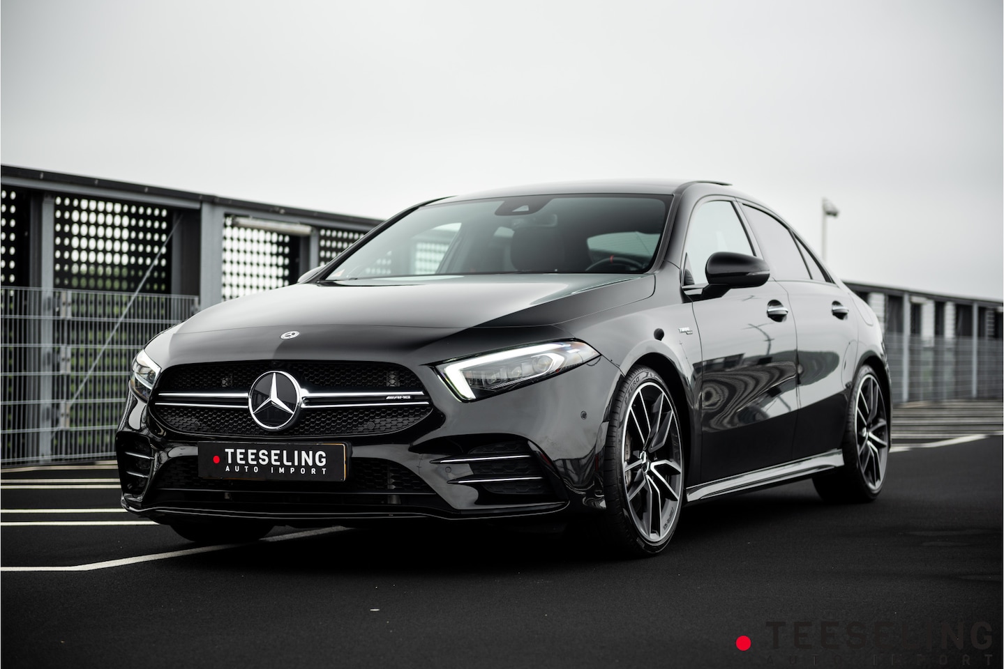 Mercedes-Benz A-klasse - AMG 35 4MATIC Premium Plus | Pano | ACC | Head-up | VOL - AutoWereld.nl