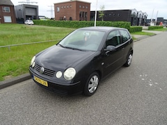 Volkswagen Polo - 1.4-16V Athene