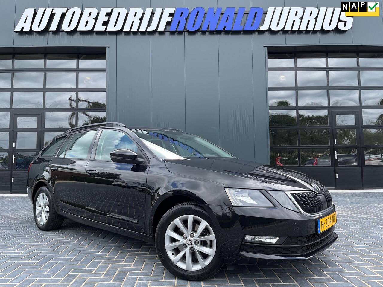 Skoda Octavia Combi - 1.0 TSI Greentech Business Edition NL.Auto/Apple Carplay/Navigatie/Climatronic/16Inch/1Ste - AutoWereld.nl