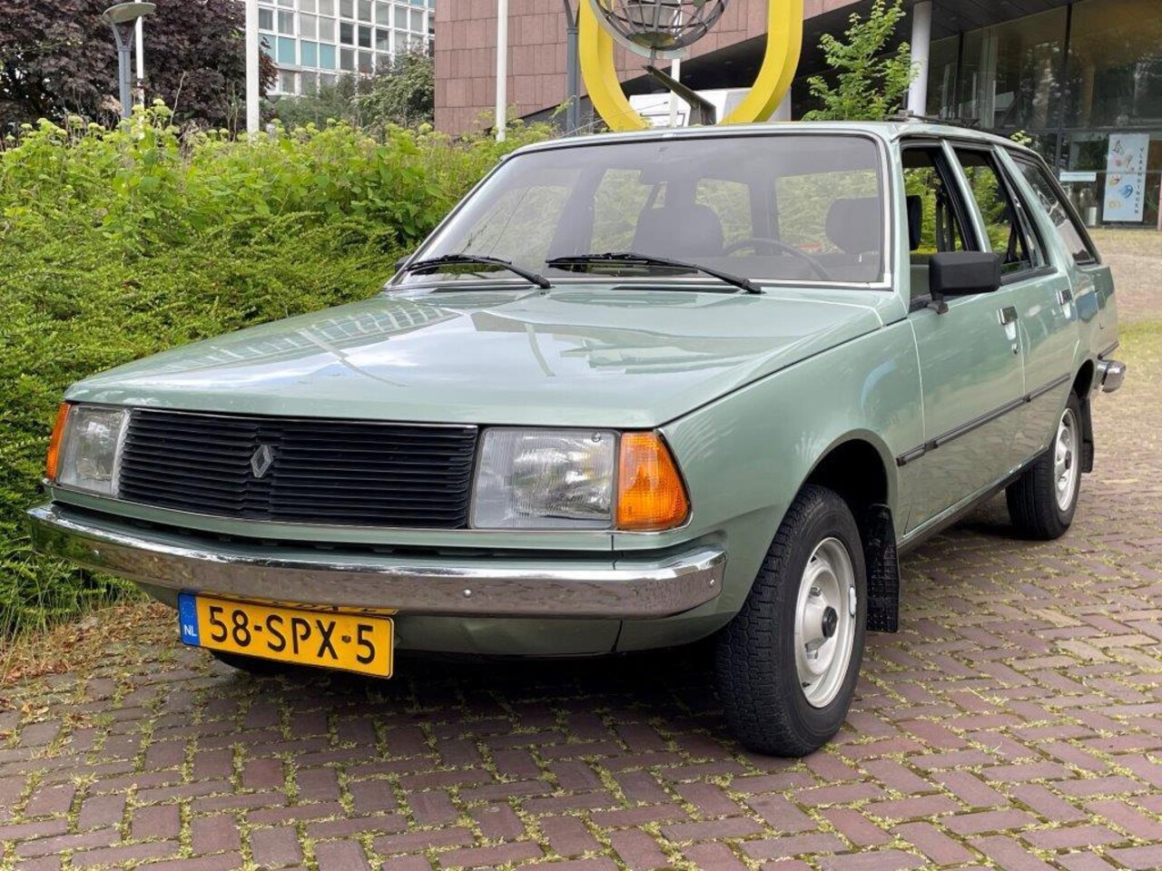 renault-18-r-tl-break.jpg