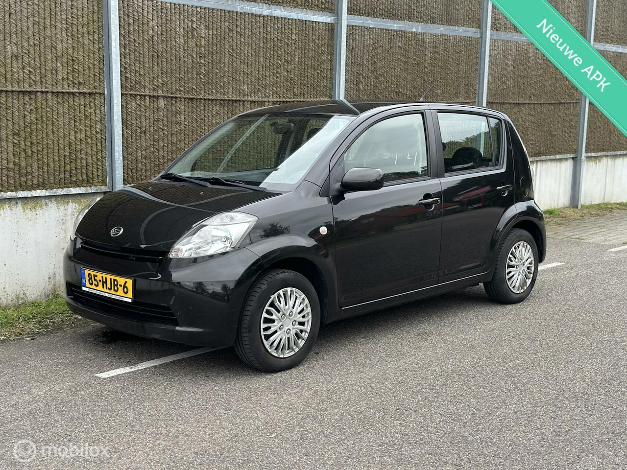 Daihatsu Sirion 2 - 1.0-12V Trend NAP/NWEAPK/LAGEKM - AutoWereld.nl