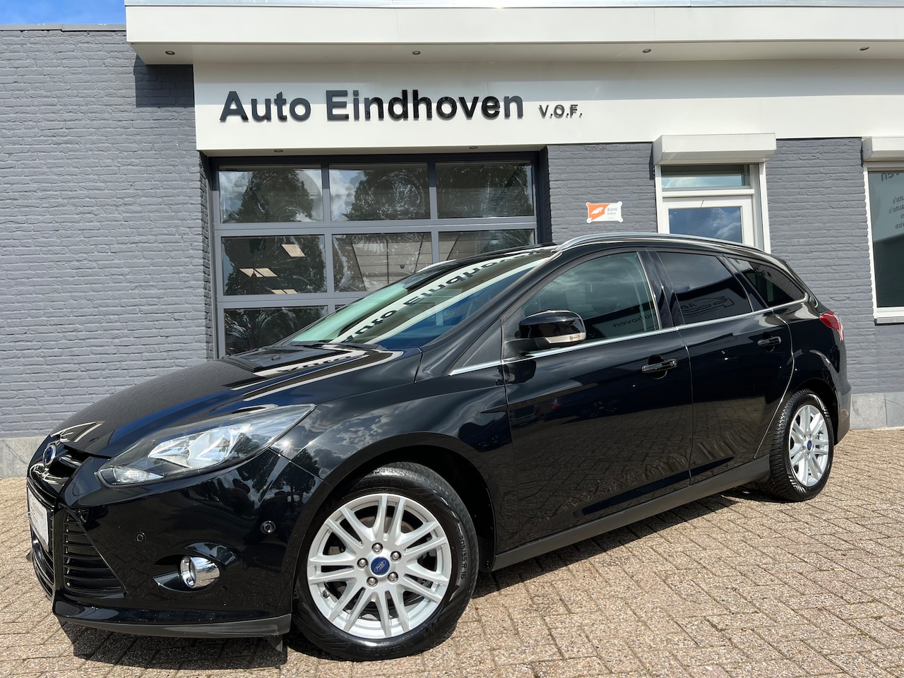 Ford Focus Wagon - 1.0 EcoBoost Titanium Clima,Airco,Pdc,Trekhaak,125PK €4995,- - AutoWereld.nl