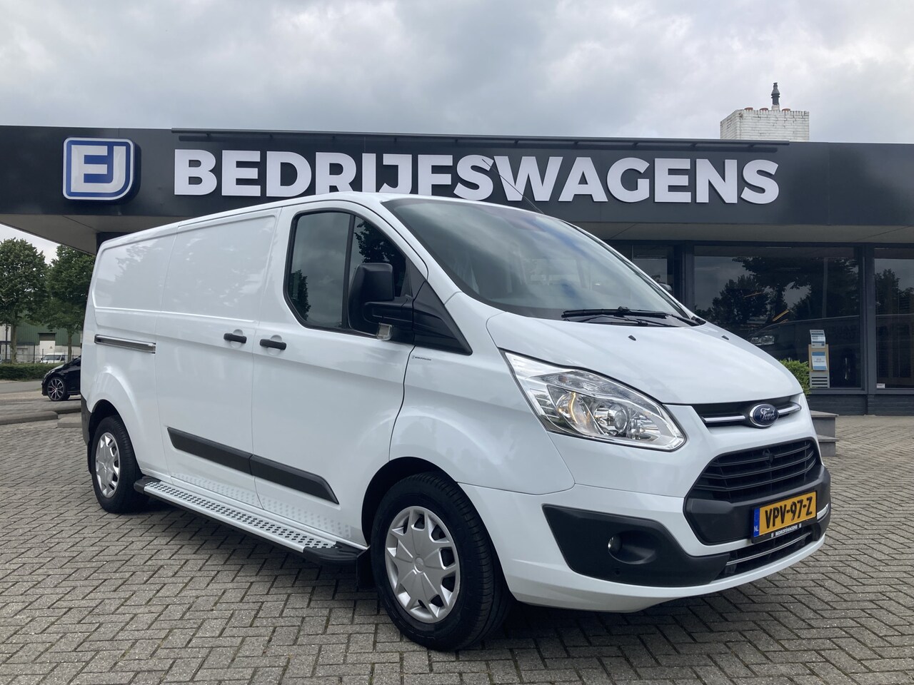 Ford Transit Custom - 290 2.0 TDCI L2H1 Trend 130pk/96kW Automaat - AutoWereld.nl