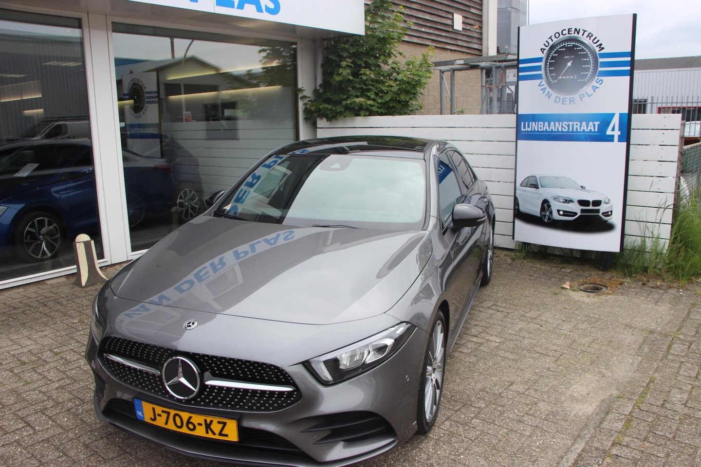 Mercedes-Benz A-klasse - 250 Premium Plus 250 Premium Plus - AutoWereld.nl