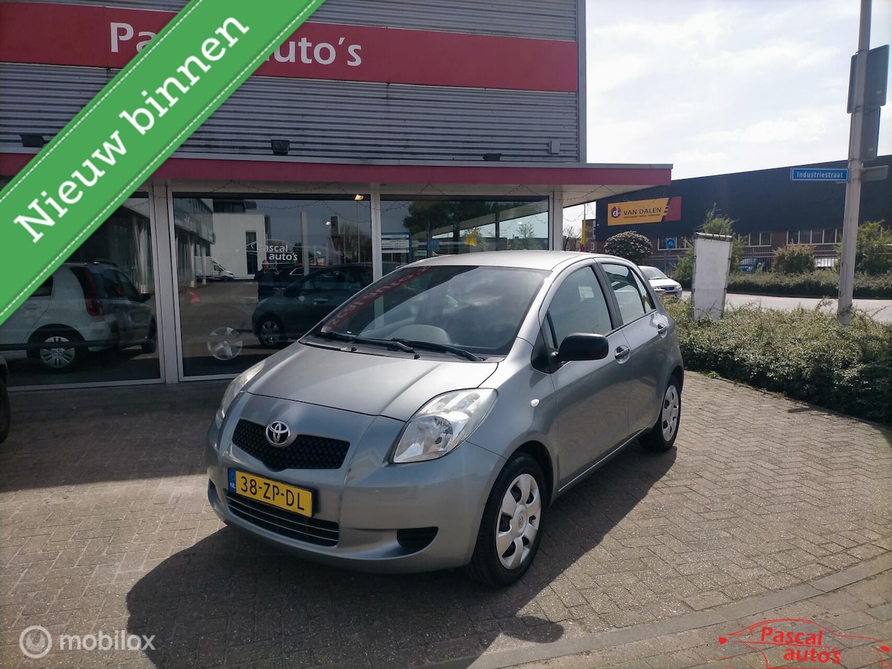 Toyota Yaris - 1.3 VVTi Luna apk nw koppeling - AutoWereld.nl