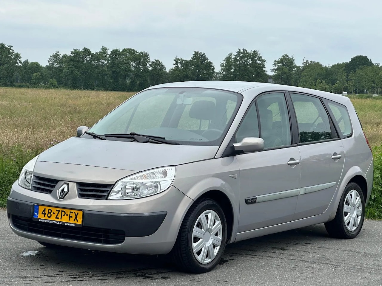 Renault Grand Scénic - 1.6-16V Expression Basis 7Pers - AutoWereld.nl