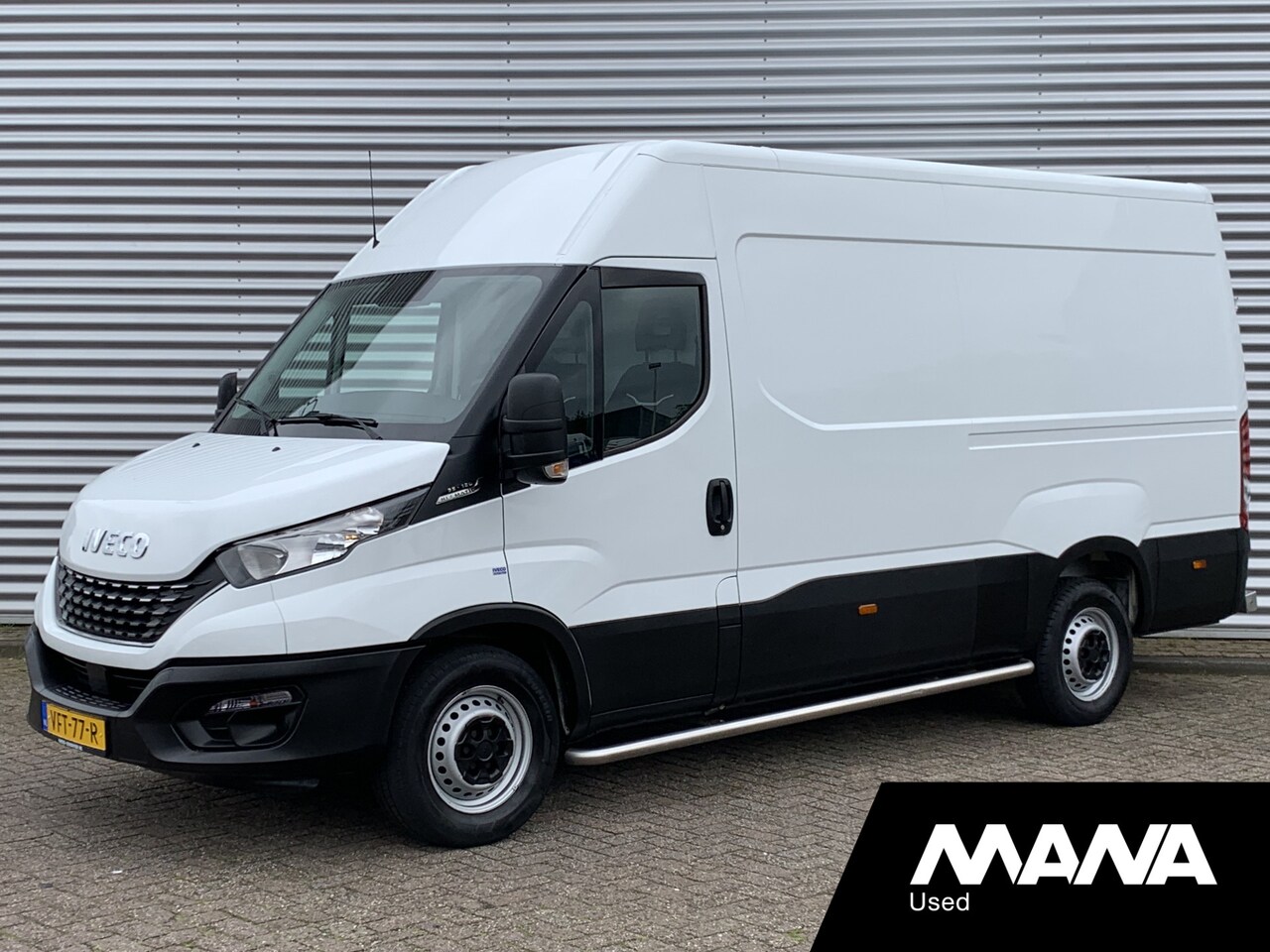 Iveco Daily - 35S12V 2.3 L2LH2 Hi-Matic Automaat Airco Trekhaak Cruise control - AutoWereld.nl