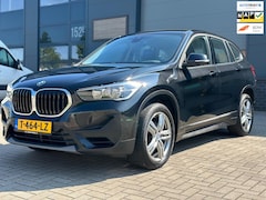 BMW X1 - SDrive18i High Executive AUT / FACELIFT / 18" M velgen