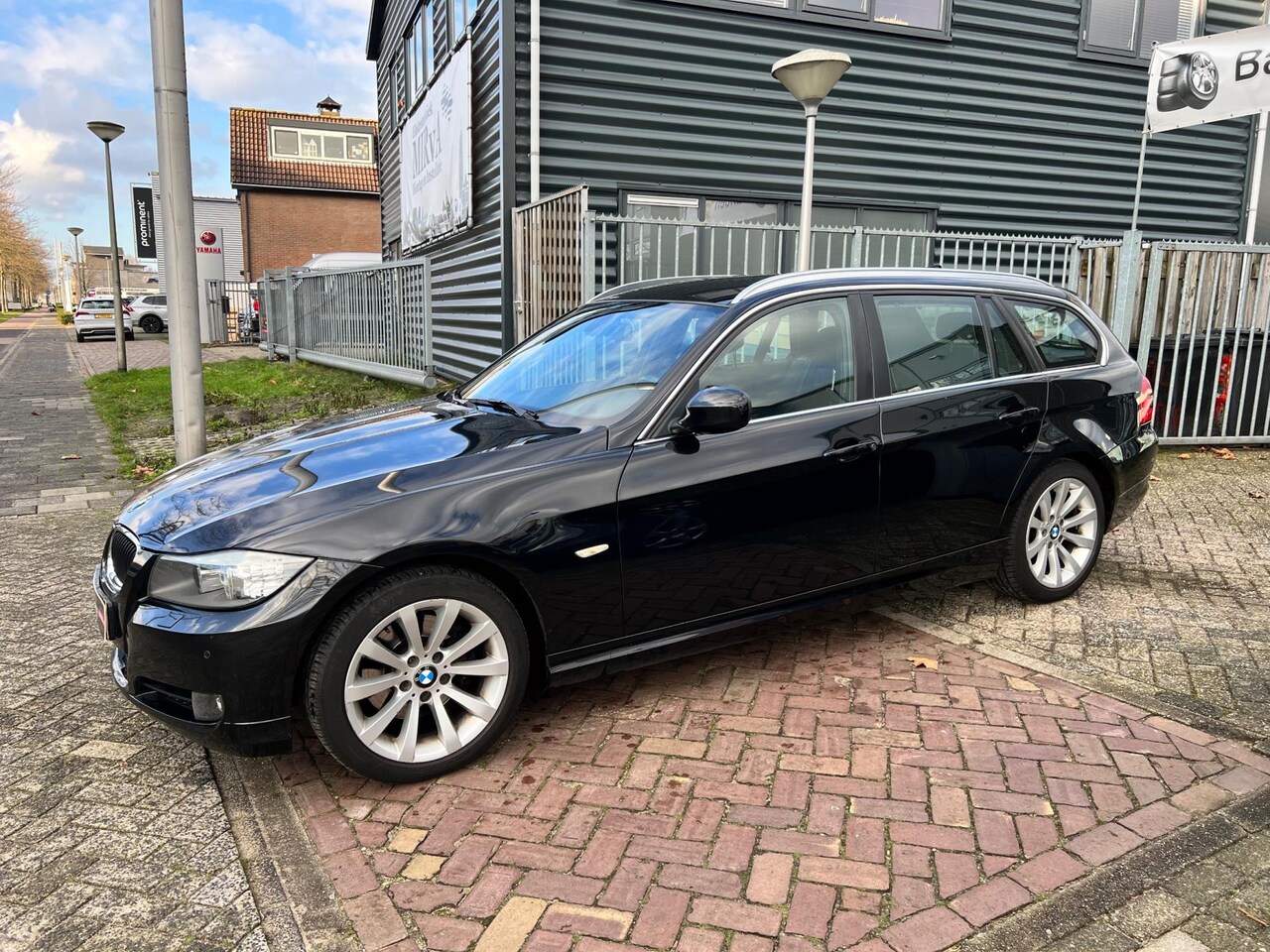 BMW 3-serie Touring - 318D High Executive Airco/Navi - AutoWereld.nl