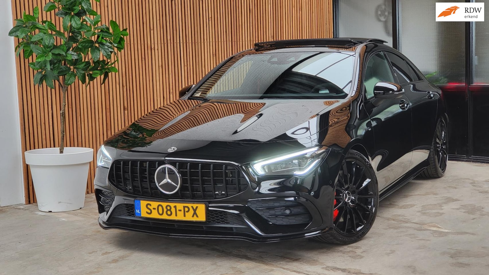 Mercedes-Benz CLA-Klasse - AMG 35 4MATIC Premium Plus - AutoWereld.nl