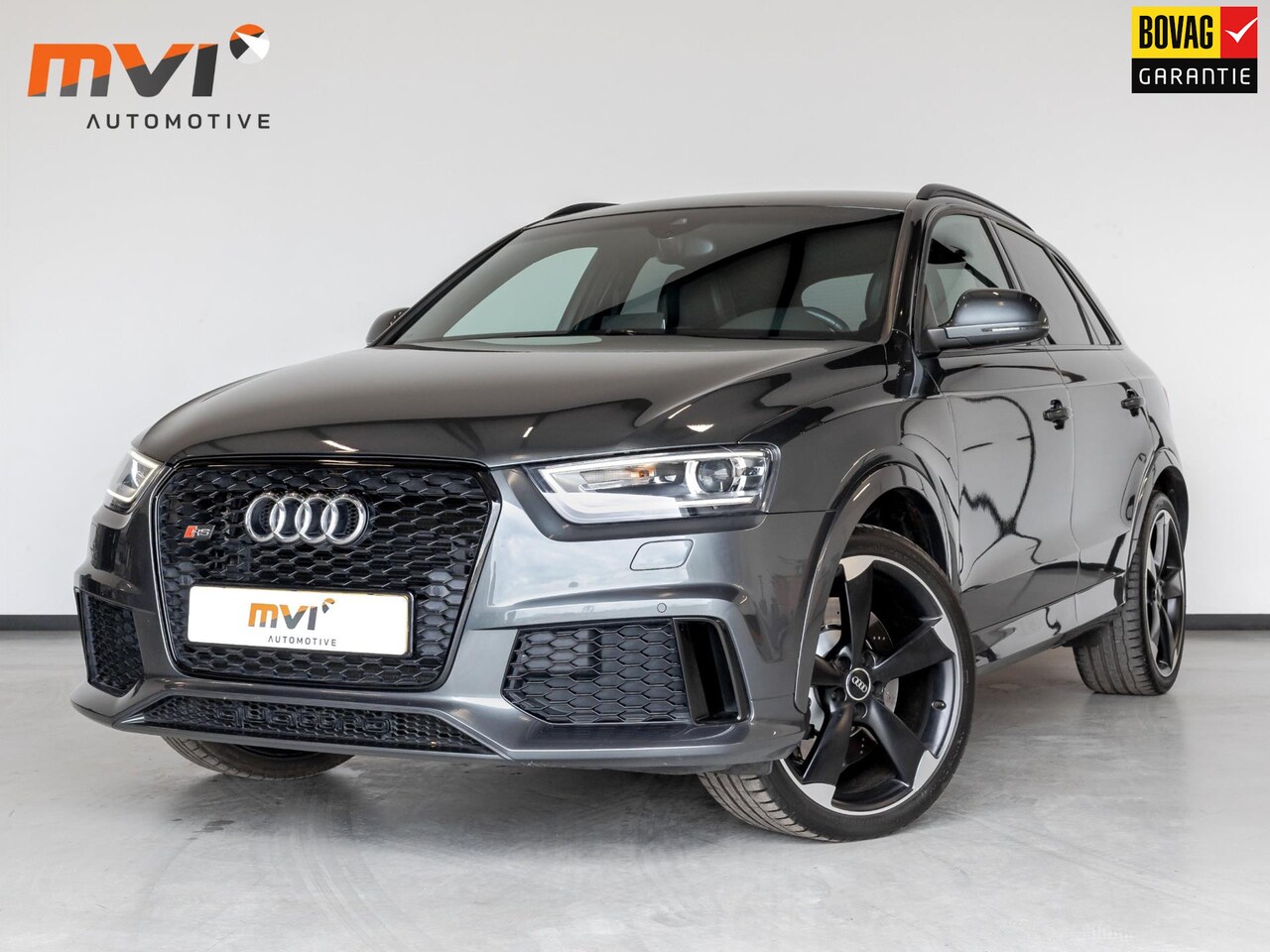 Audi Q3 - 2.5 TFSI RS Q3 quattro / 310pk / Leder / Dealer onderhouden - AutoWereld.nl