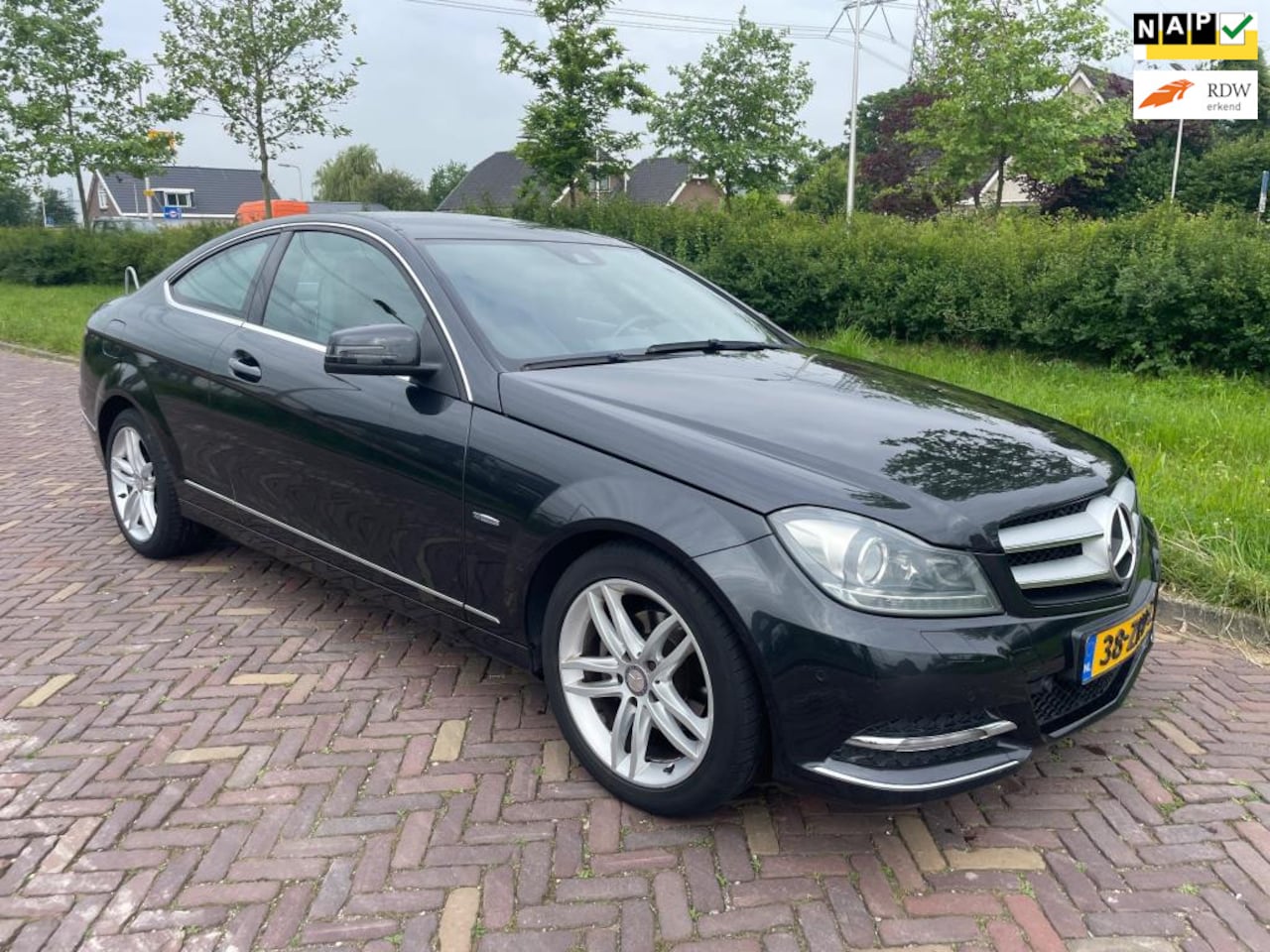 Mercedes-Benz C-klasse Coupé - 180- Automaat-Navigatie - AutoWereld.nl