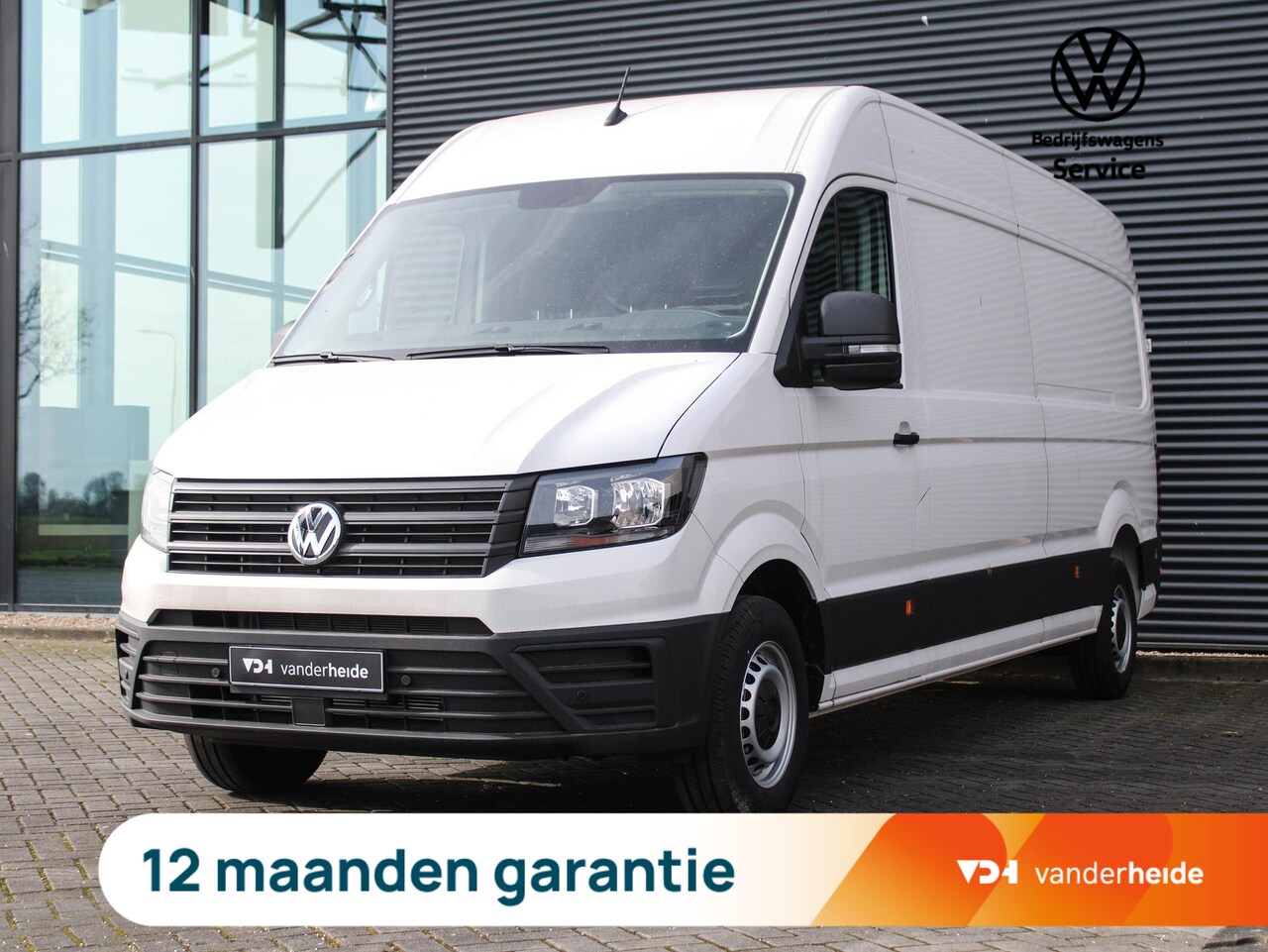 Volkswagen Crafter - 35 2.0 TDI L4H3 177PK DSG Achteruitrijcamera, navigatie, park distance control, cruise con - AutoWereld.nl