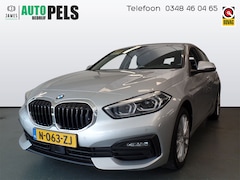 BMW 1-serie - 118i Business Edition Automaat, Navigatie, Clima controle, Xenon, Pdc V/A, Achteruitrijcam