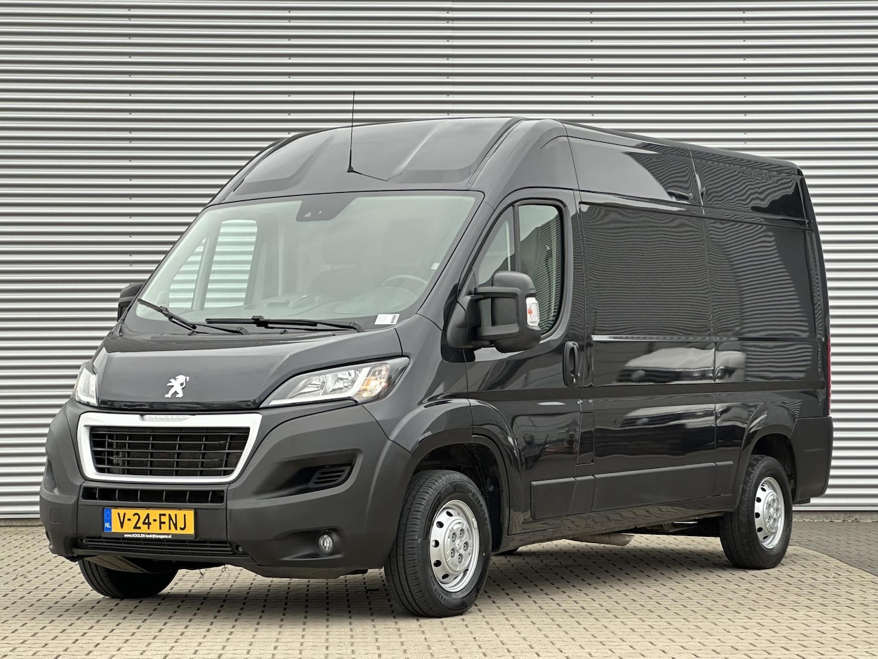 Peugeot Boxer - 2.2 BlueHDi 140 L2H2 - AutoWereld.nl