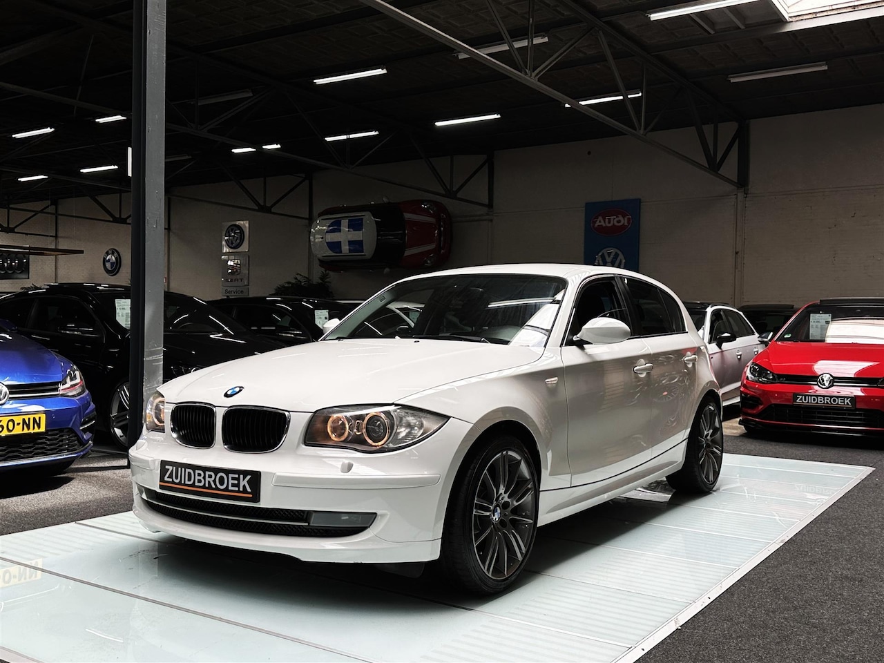 BMW 1-serie - 116i LCI 5-Deurs XENON M-Sport Clima Airco YOUNGTIMER Cruise - AutoWereld.nl