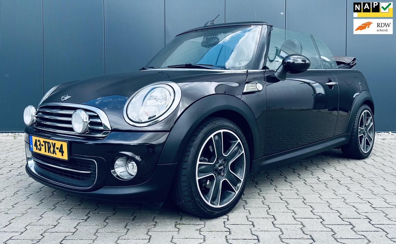 MINI Cabrio - Mini 1.6 Cooper Highgate Airco Cruise Navi PDC Leder - AutoWereld.nl