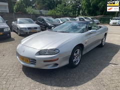 Chevrolet Camaro Convertible - USA 3.8 A // 135.000 km