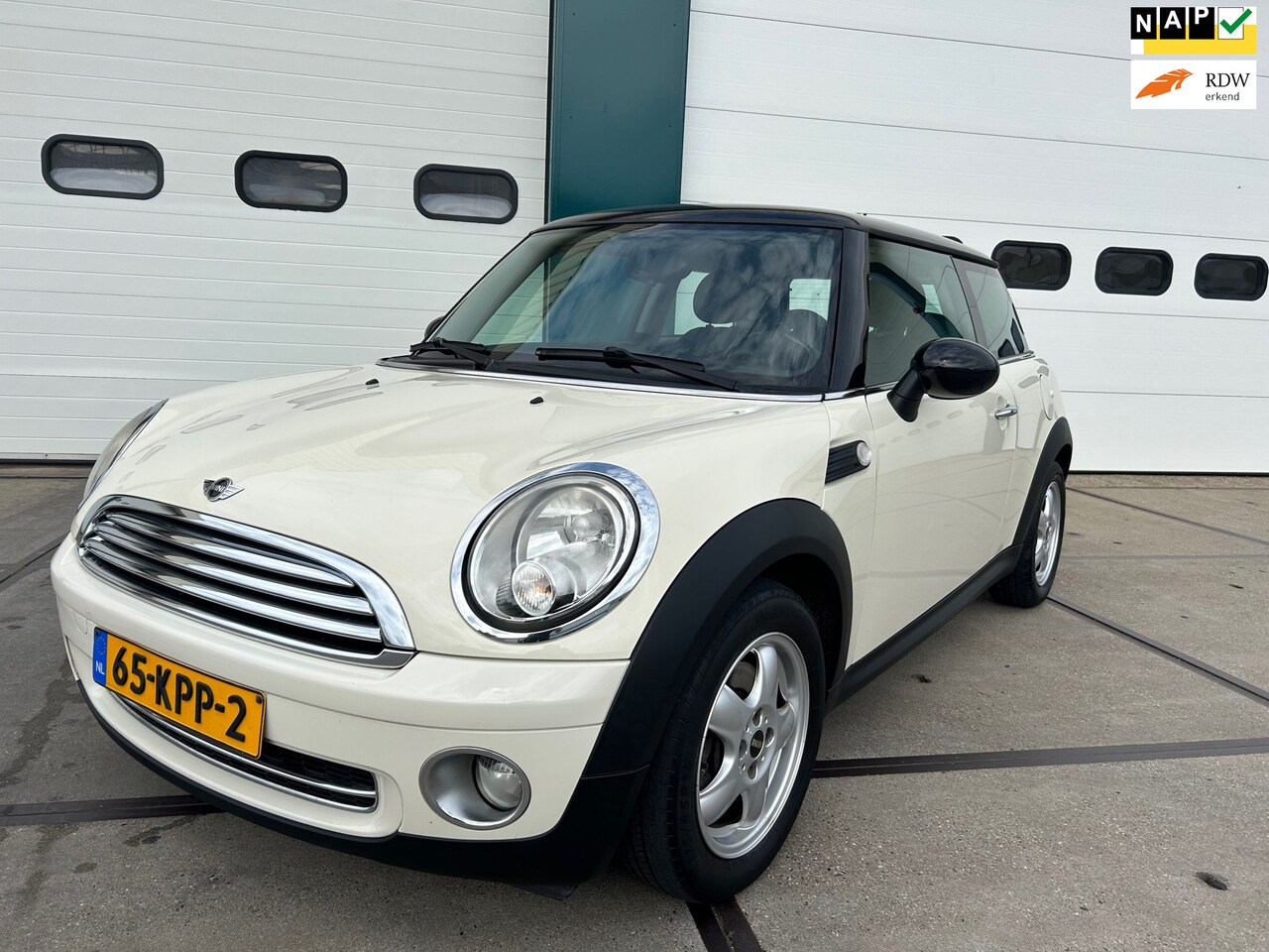 MINI Cooper - Mini 1.6 Business Line - AutoWereld.nl