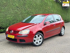 Volkswagen Golf - 1.6 FSI /AIRCO/CRUISE/6BAK/RIJDTGOED/