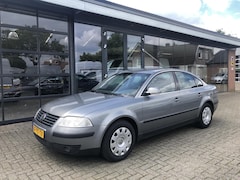 Volkswagen Passat - 1.6 Comfortline APK VERVALDATUM 6-3-2025