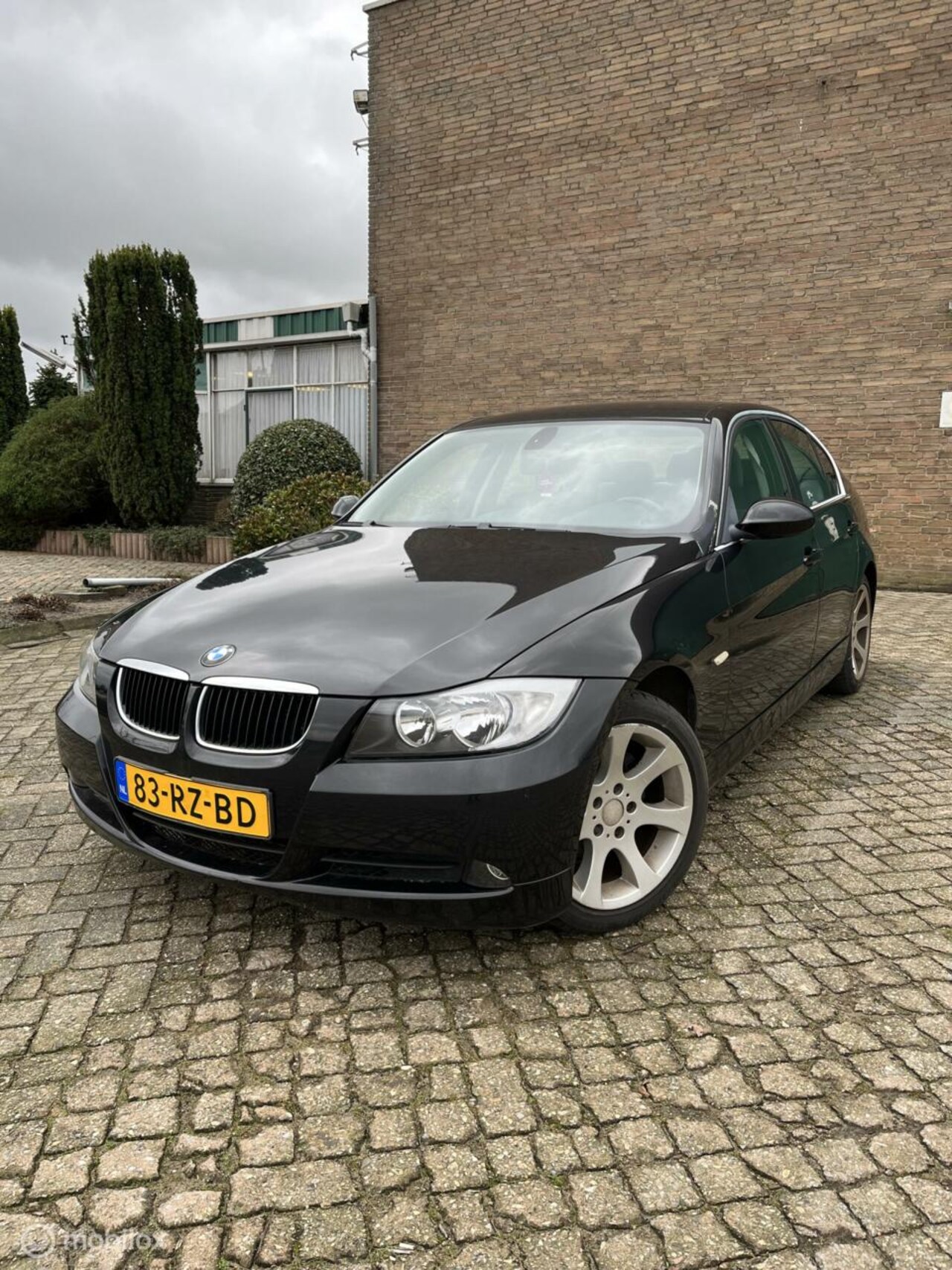 BMW 3-serie - 325i Dynamic - AUTOMAAT - NAP - LEES TEKST - AutoWereld.nl