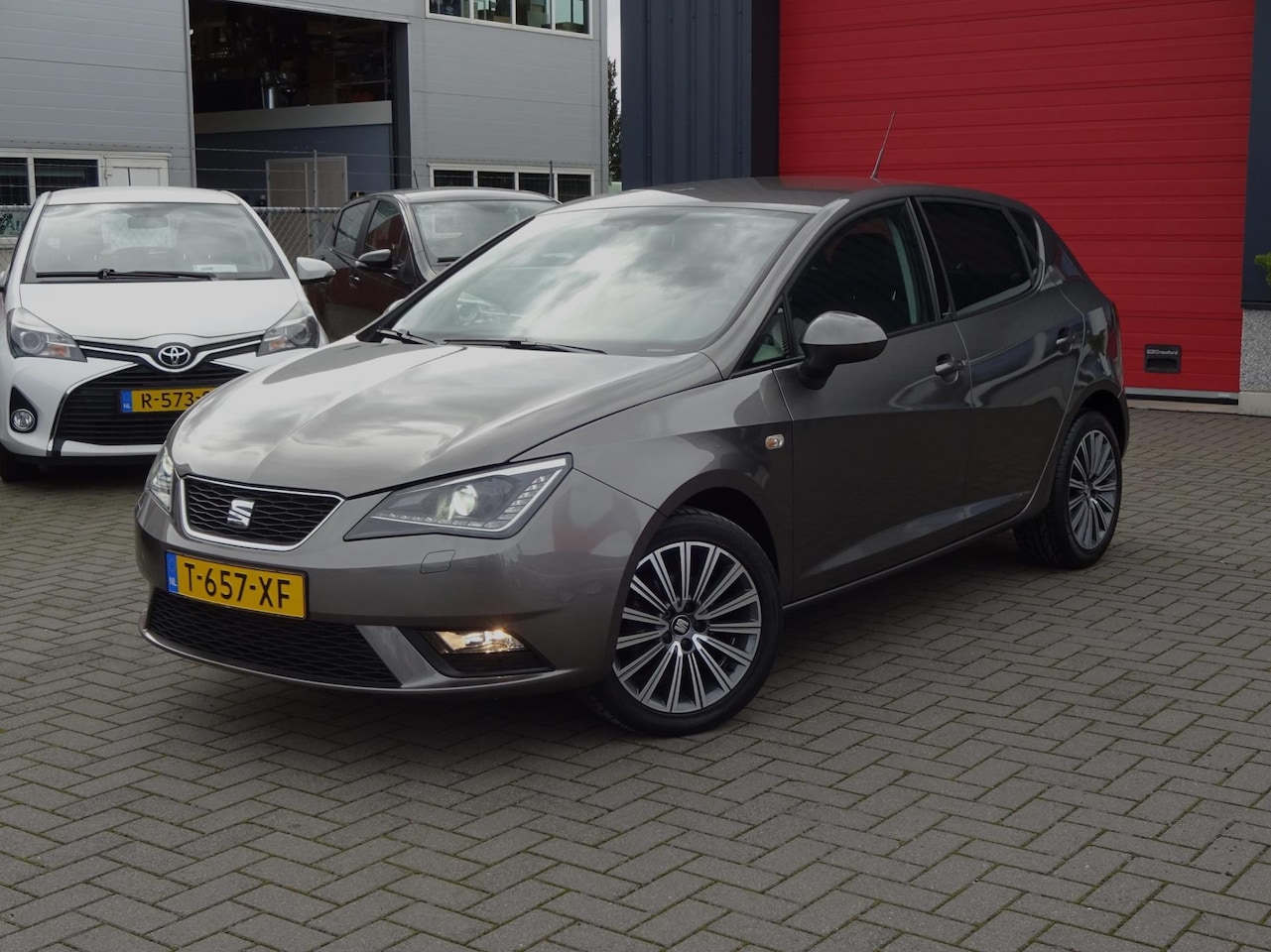 Seat Ibiza - 1.2 TSI Style 1.2 TSI Style,H-Leder,Xenon,Car-Apple-play - AutoWereld.nl