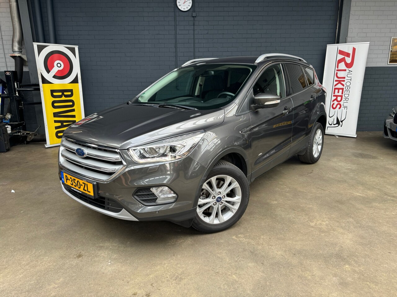 Ford Kuga - 1.5 EcoBoost Titanium 176pk AWD Automaat,Nieuwe Revisie motor,Camera A,Cruise Contr,Winter - AutoWereld.nl