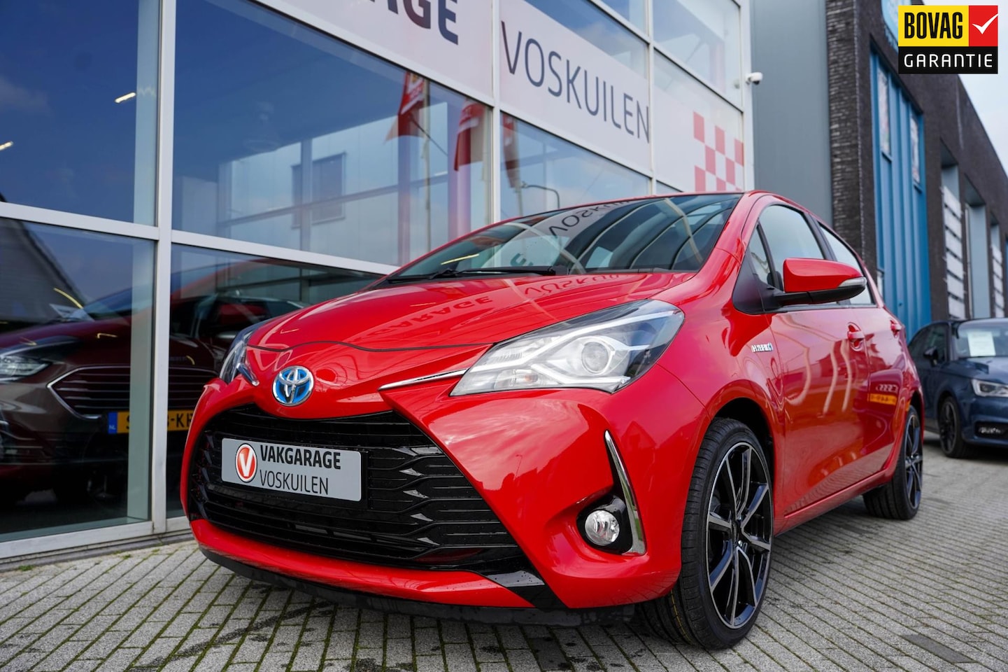 Toyota Yaris - 1.5 Hybrid Sport Look Navi Camera - AutoWereld.nl